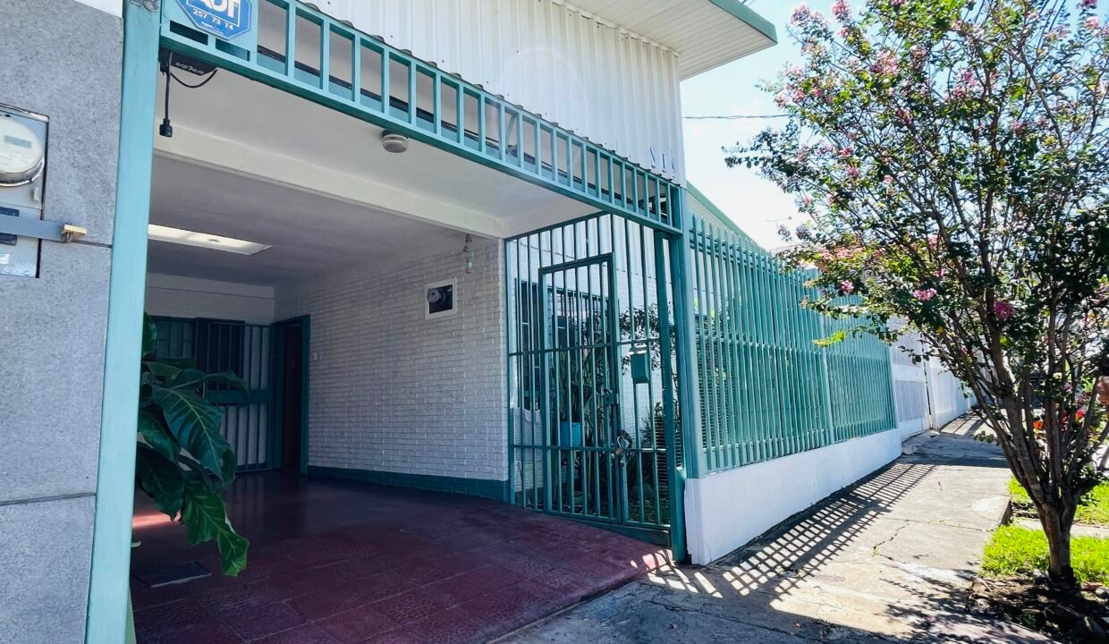 681558B2-7785-4E64-9A45-FFC2F8A96CCE