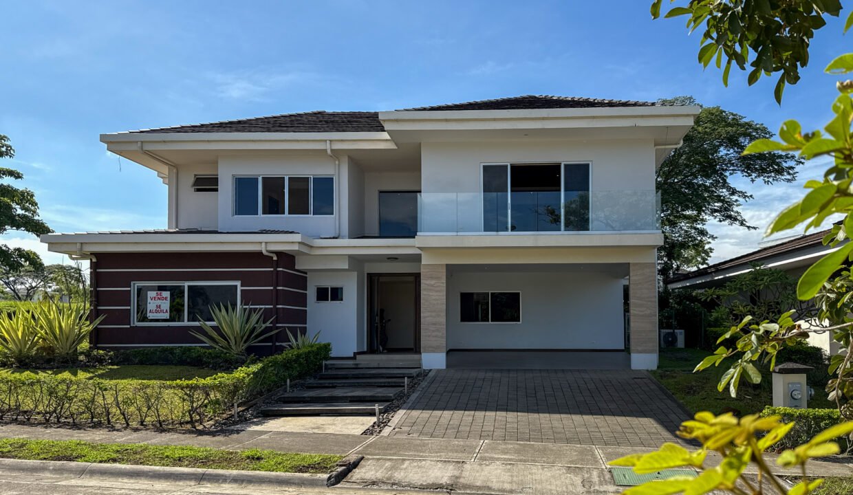 DJI_20250812_082356_068