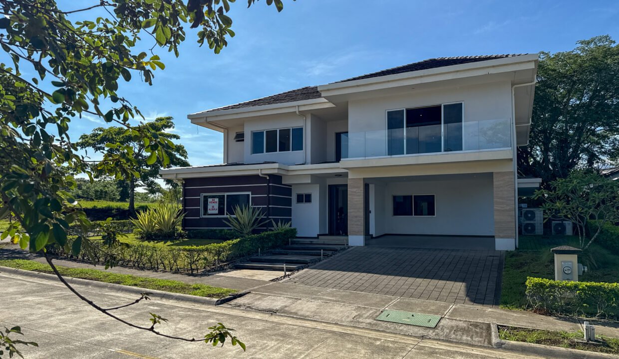 DJI_20250812_082411_452