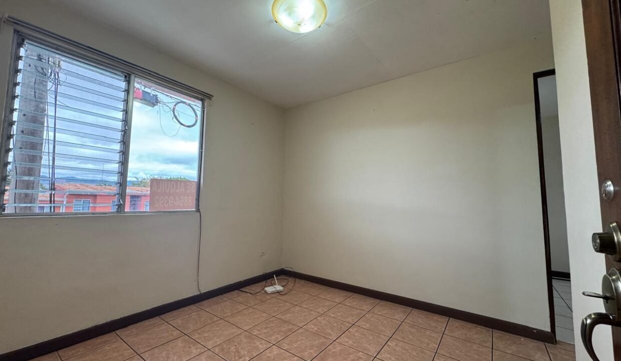 WhatsApp Image 2025-04-23 at 08.29.49 (1)