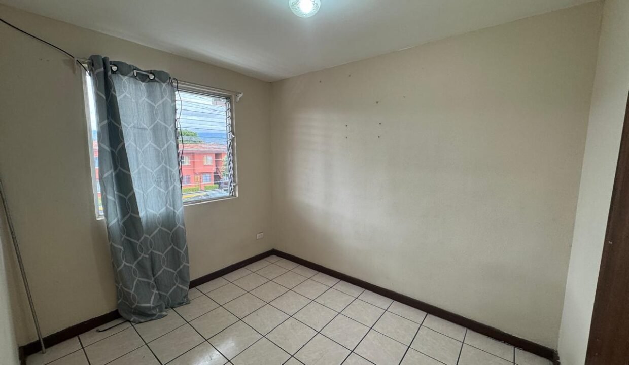 WhatsApp Image 2025-04-23 at 08.29.49 (4)