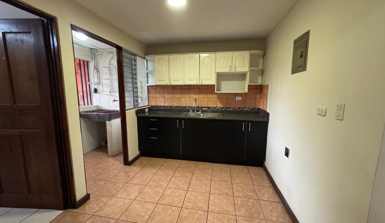 WhatsApp Image 2025-04-23 at 08.29.50 (1)