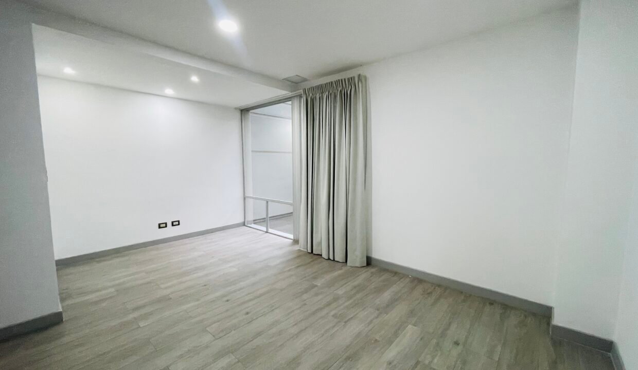 54583A32-1F0B-47F1-8B90-AC938A14DEE7