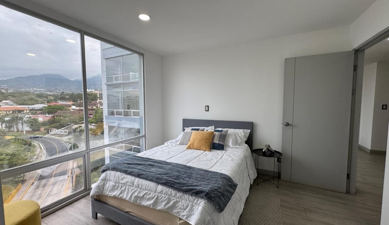 WhatsApp Image 2025-04-29 at 17.33.39 (10)