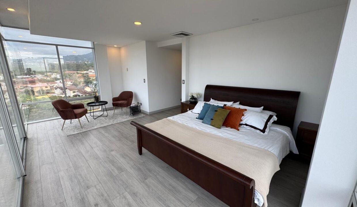 WhatsApp Image 2025-04-29 at 17.33.39 (18)