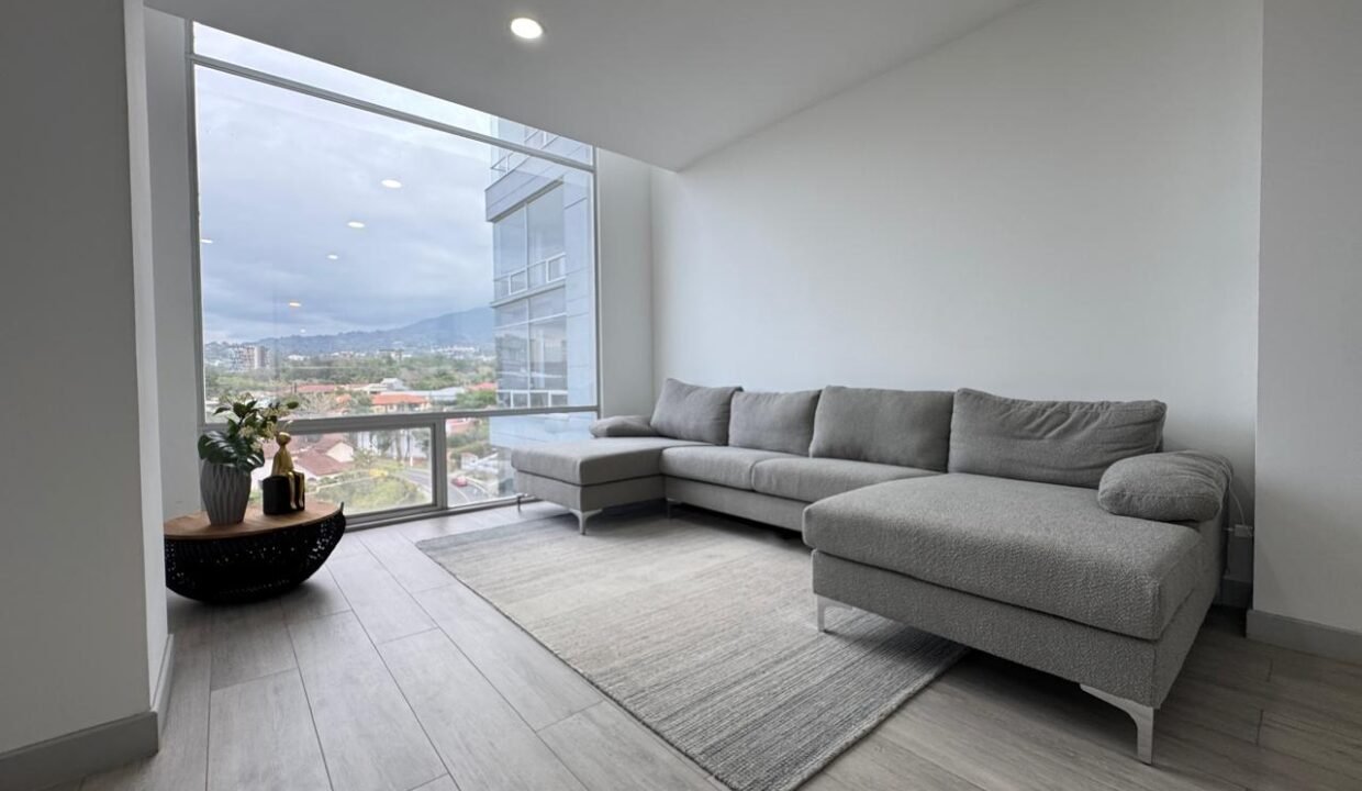 WhatsApp Image 2025-04-29 at 17.33.39 (6)