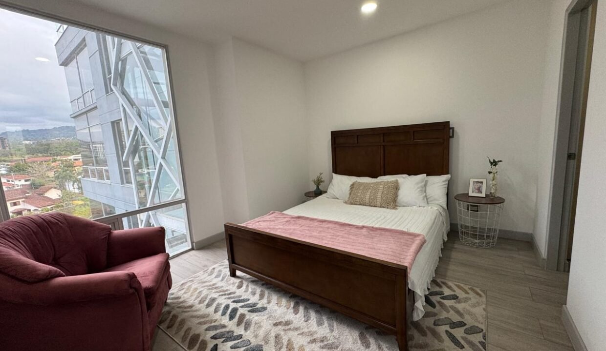 WhatsApp Image 2025-04-29 at 17.33.39 (7)