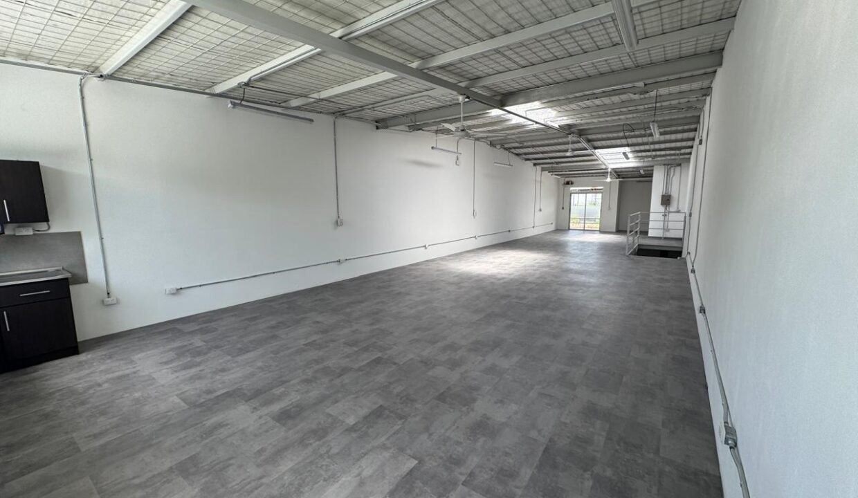 WhatsApp Image 2025-05-30 at 11.28.39 (6)