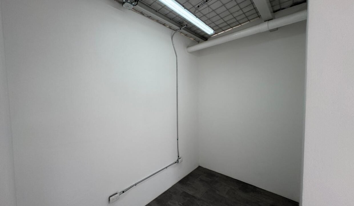 WhatsApp Image 2025-05-30 at 11.28.39 (9)