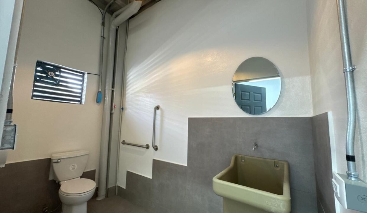 WhatsApp Image 2025-05-30 at 11.28.40 (4)