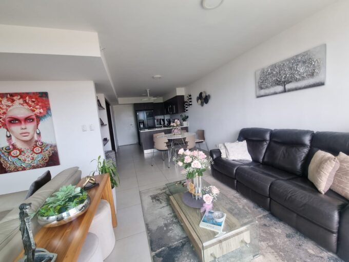 Apartamento en venta en San Pablo de Heredia – Condominio Altamira con vista a las montañas