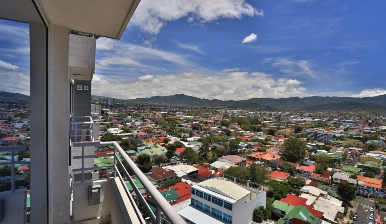 WhatsApp Image 2025-08-26 at 17.54.25