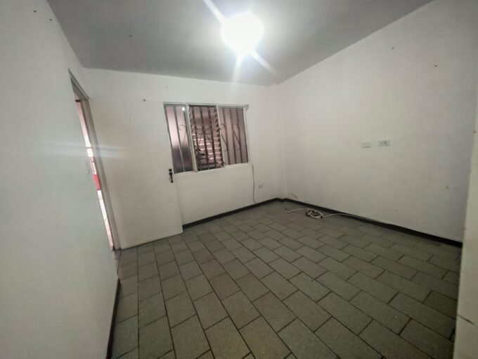 Edificio con 7 apartamentos en venta en Sabana Sur – Oportunidad de inversión