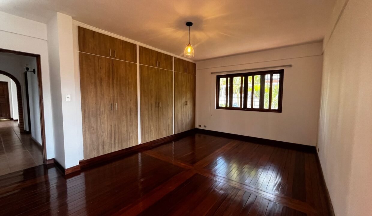 WhatsApp Image 2026-03-04 at 17.14.41 (1)