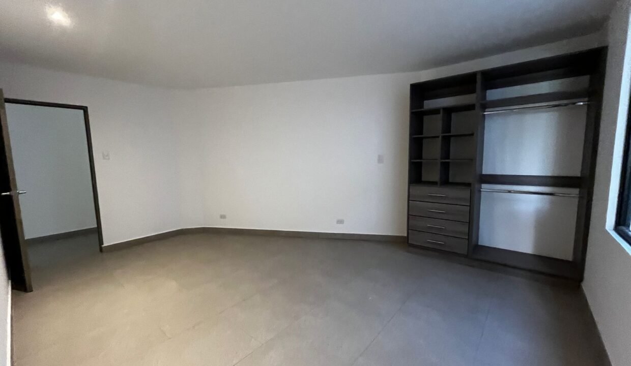 WhatsApp Image 2026-03-04 at 19.34.09 (4)