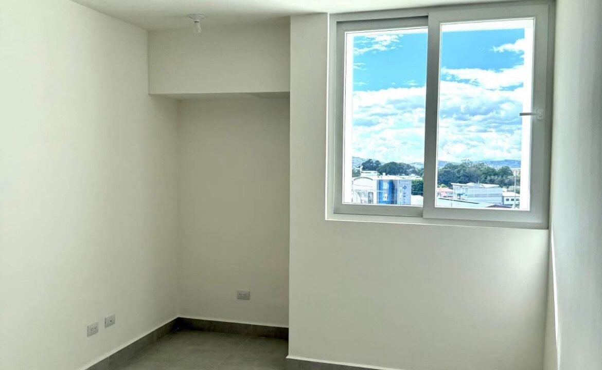 WhatsApp Image 2026-03-11 at 21.34.08 (3)