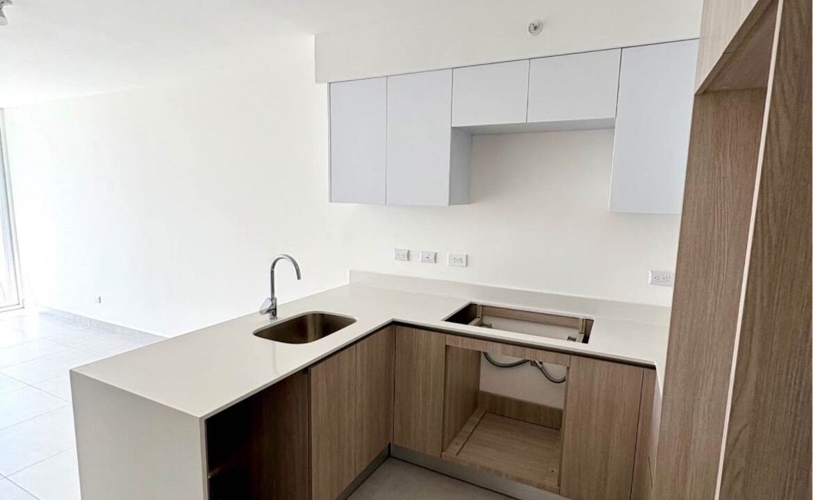 WhatsApp Image 2026-03-11 at 21.34.08 (4)