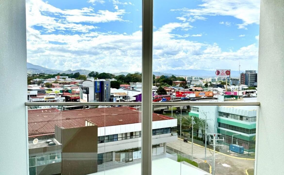 WhatsApp Image 2026-03-11 at 21.34.08 (6)