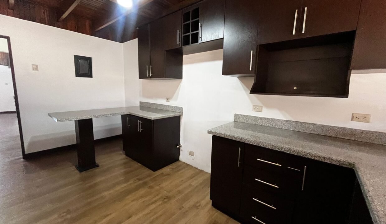 WhatsApp Image 2026-03-27 at 15.57.23