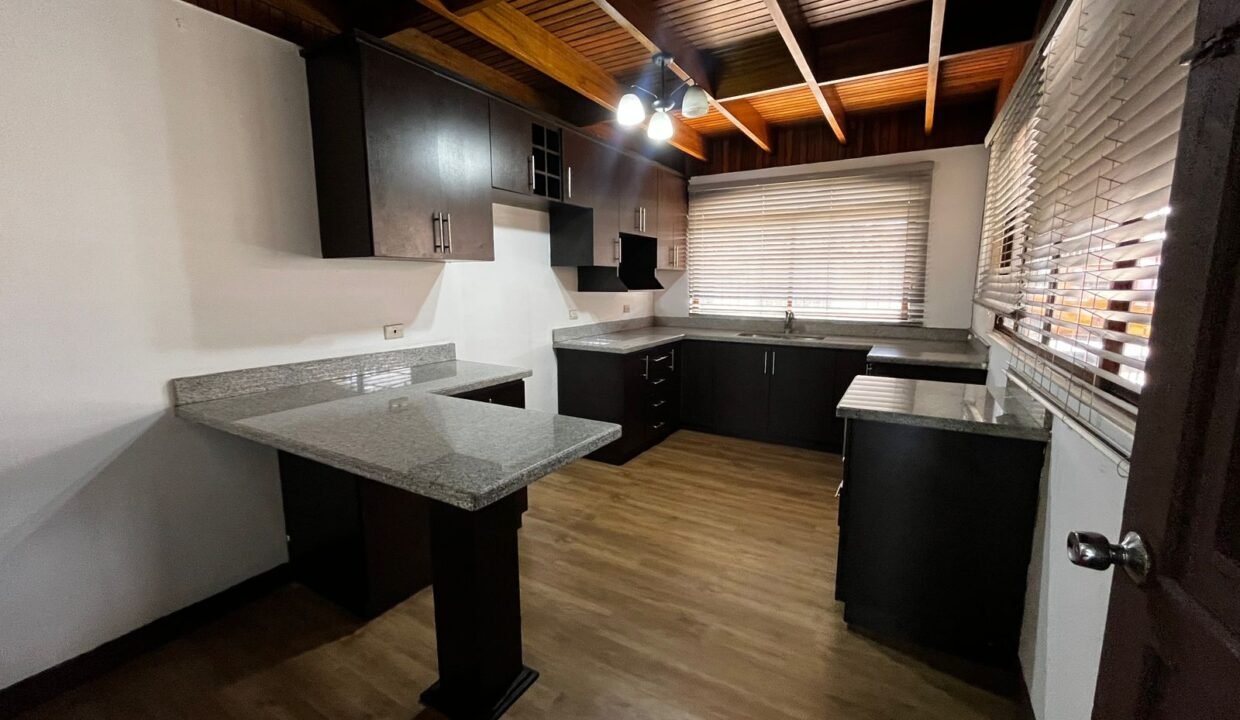 WhatsApp Image 2026-03-27 at 15.57.40