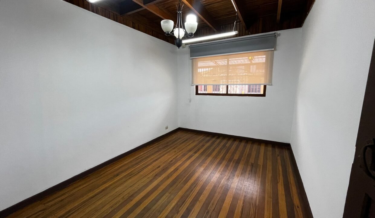 WhatsApp Image 2026-03-27 at 15.57.41