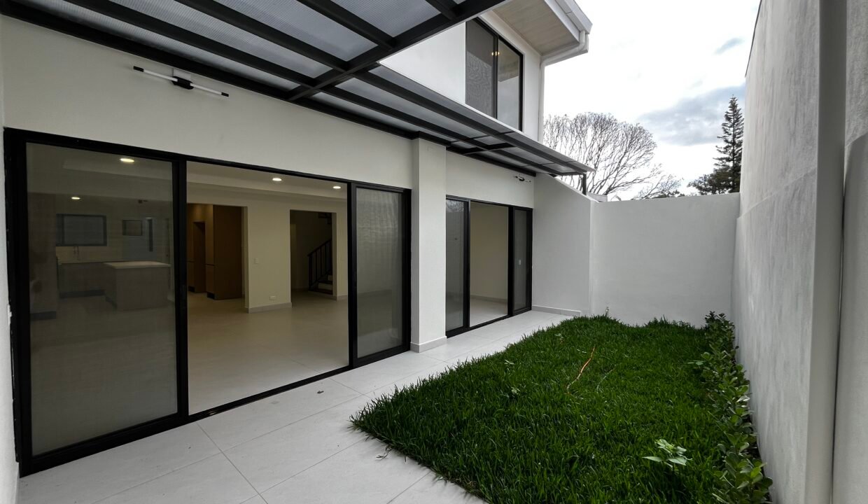 1CA29248-E794-4D42-9FC1-A4AD02BCCE79