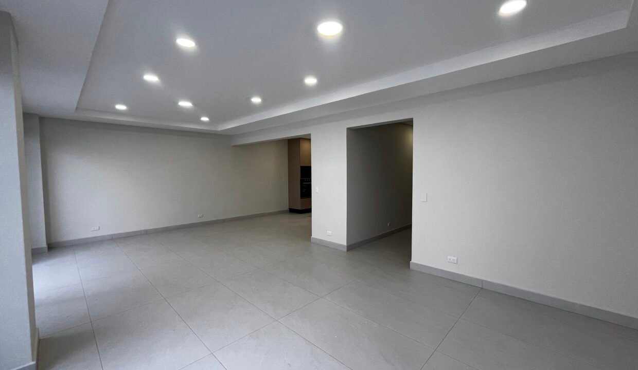 2A936BCC-F258-41A6-9D68-35602E9094A0