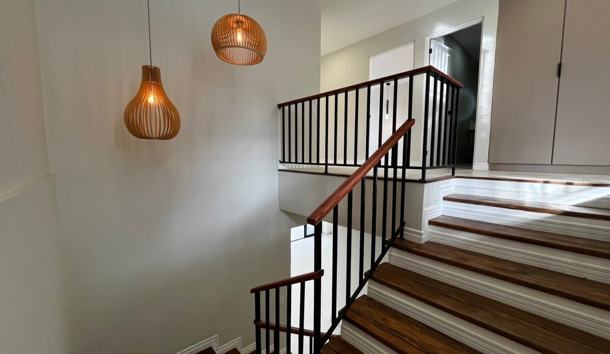 50AEDBD9-9EF5-433B-B88B-35C93622051E