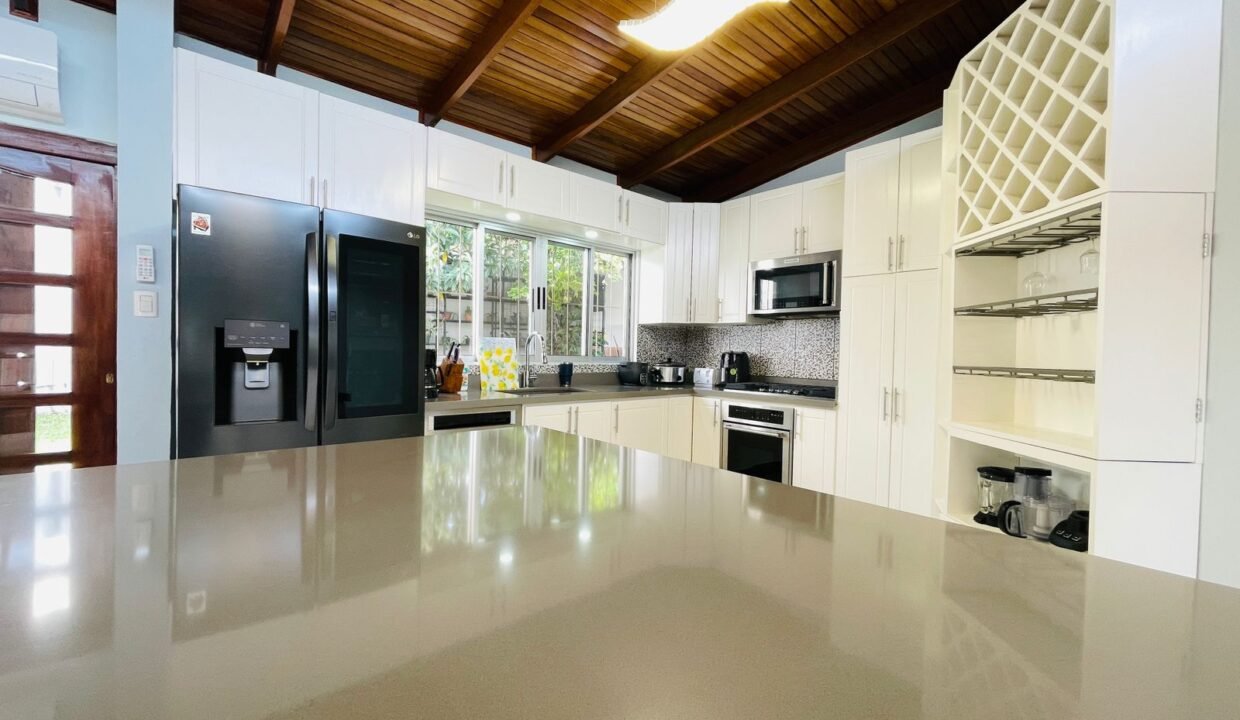 WhatsApp Image 2025-05-05 at 16.01.46 (2)