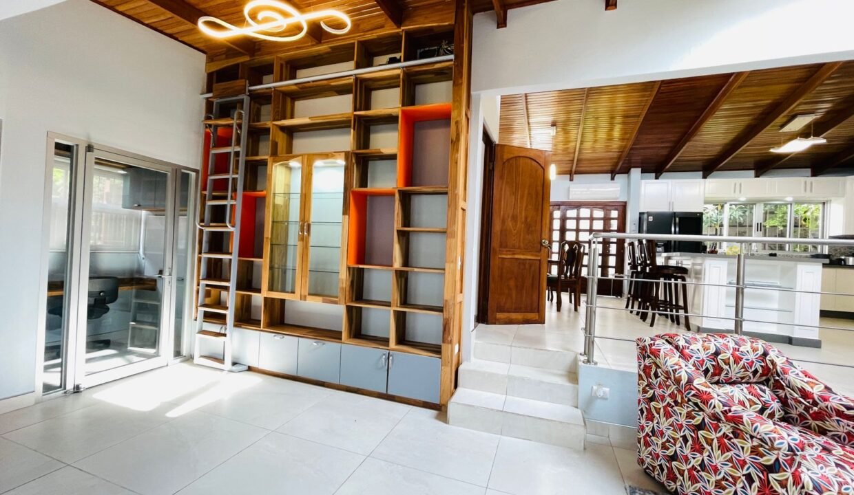 WhatsApp Image 2025-05-05 at 16.01.51 (3)