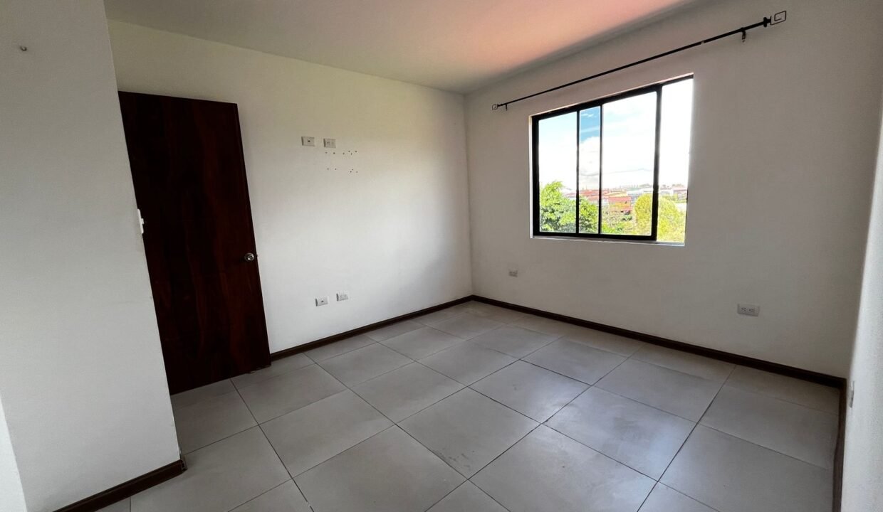 WhatsApp Image 2026-04-01 at 12.53.56