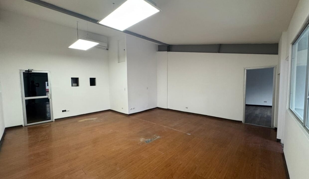 WhatsApp Image 2026-04-06 at 16.44.06 (8)