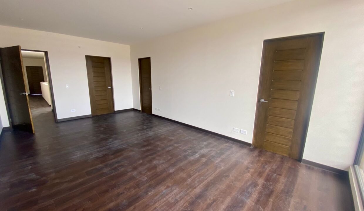 WhatsApp Image 2026-04-08 at 21.18.36 (1)