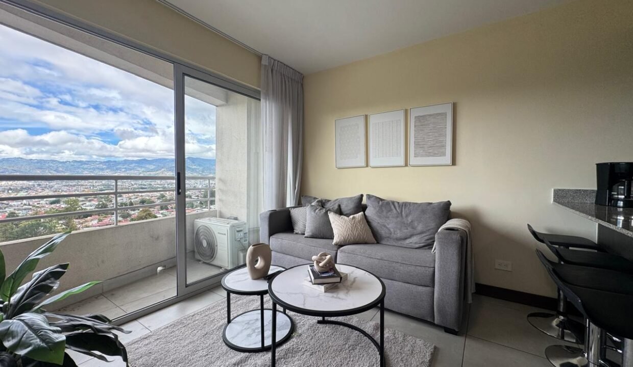 WhatsApp Image 2026-04-13 at 15.02.49 (2)