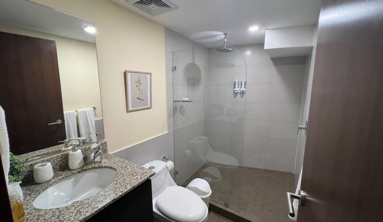 WhatsApp Image 2026-04-17 at 16.33.22