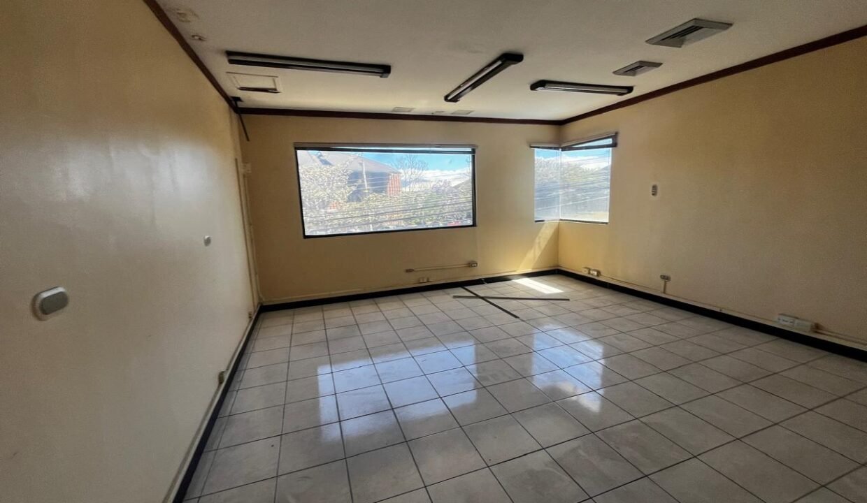 WhatsApp Image 2026-04-17 at 18.28.14