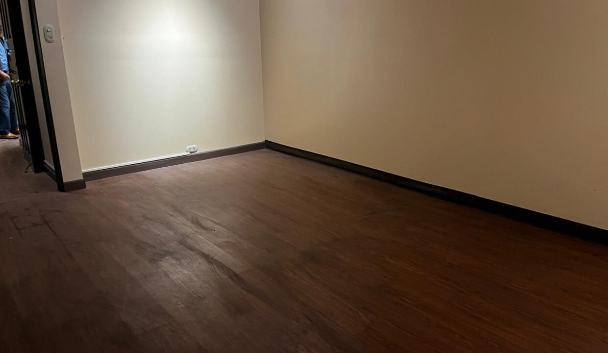 WhatsApp Image 2026-04-17 at 18.28.15 (13)