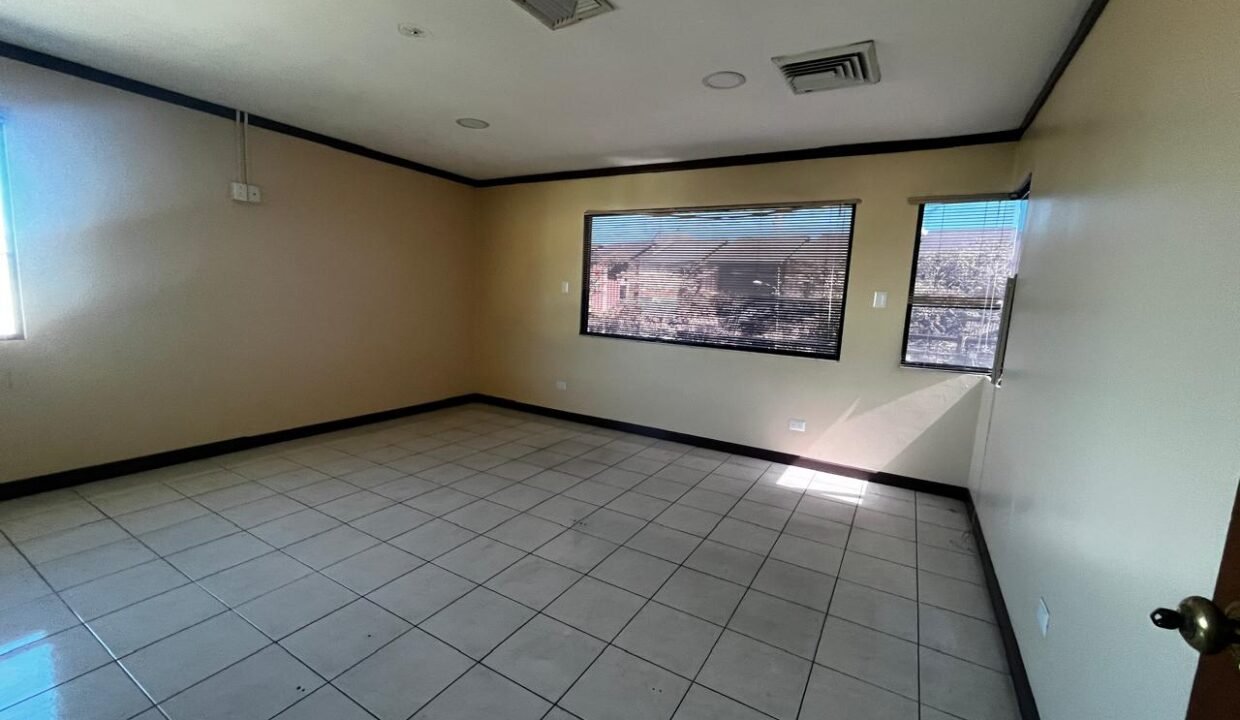 WhatsApp Image 2026-04-17 at 18.28.15 (2)