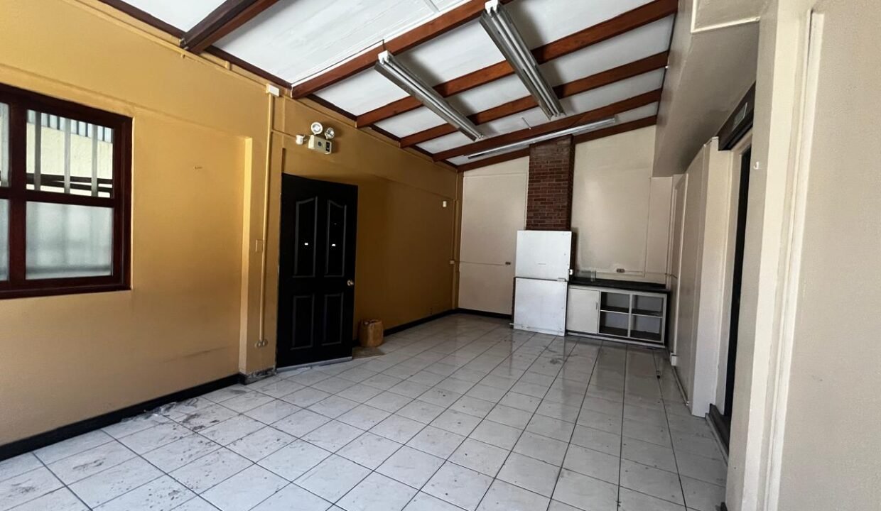 WhatsApp Image 2026-04-17 at 18.28.15 (20)