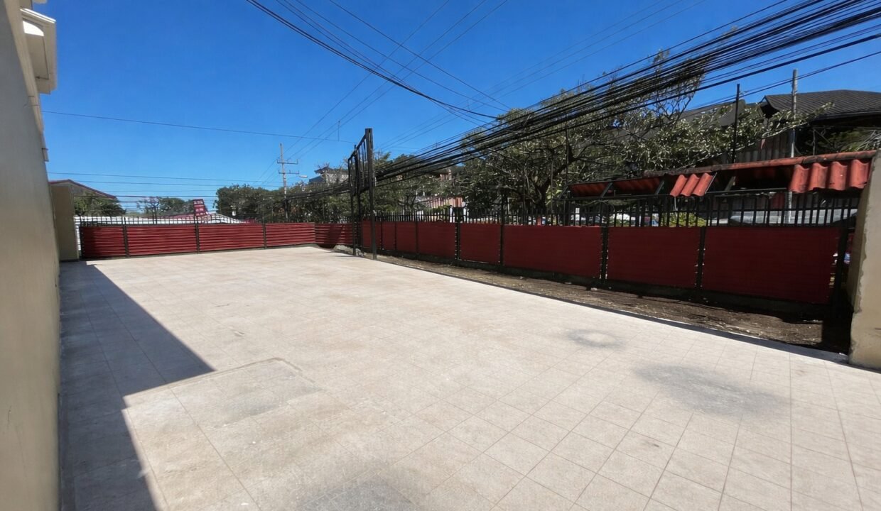 WhatsApp Image 2026-04-17 at 18.40.44