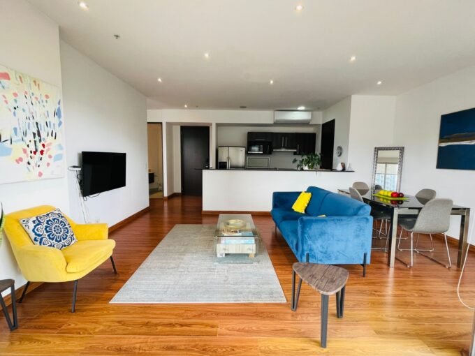 Apartamento en venta en Nunciatura con oficina, aire acondicionado y bodega